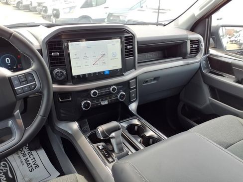 New 2025 Ford F150 Lightning XLT image 5