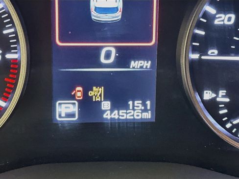 Used 2023 Subaru Ascent Premium w/ Convenience Package AWD/4WD image 19