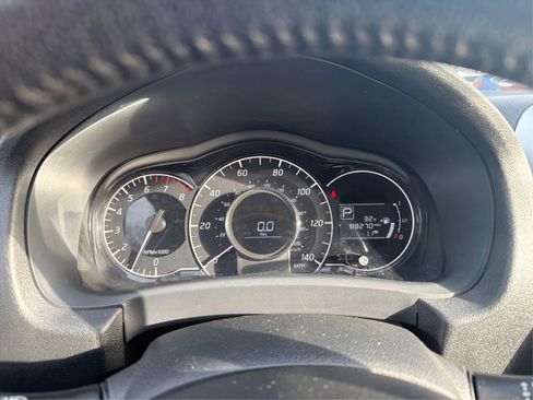 Used 2015 Nissan Versa Note SV FWD image 19