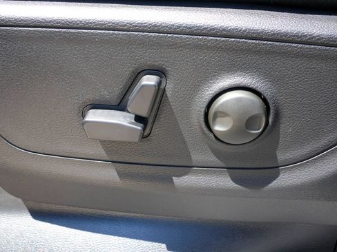New 2026 RAM 1500 Big Horn AWD/4WD image 5