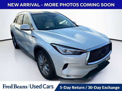 Used 2019 INFINITI QX50 Luxe w/ Navigation Package image 11