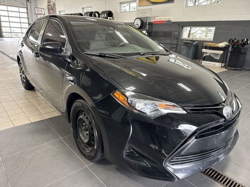 Used 2017 Toyota Corolla LE w/ Carpet Mat Package (TMS) image 9