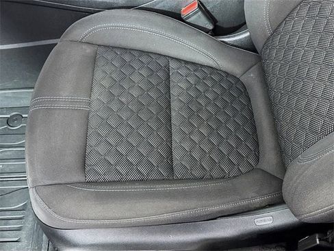 Used 2021 Chevrolet Blazer LT image 19