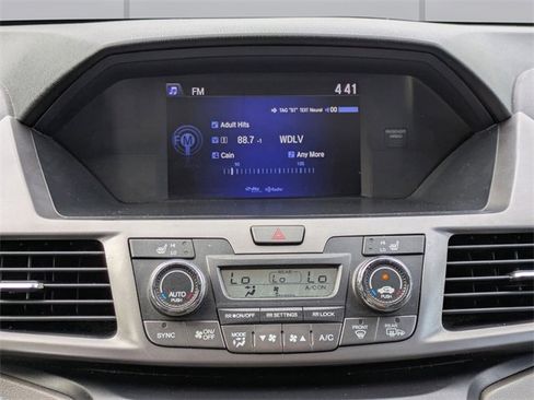 Used 2017 Honda Odyssey Touring Elite image 19