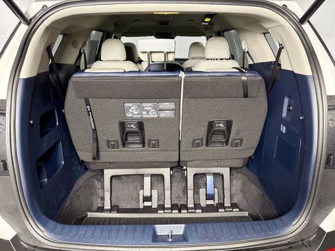 New 2026 Kia Carnival EX image 20