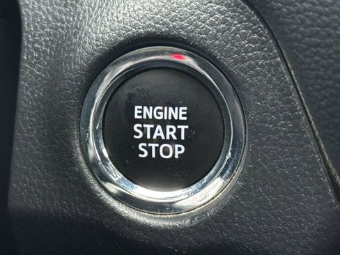 Used 2025 Toyota RAV4 XLE w/ Weather Package image 31