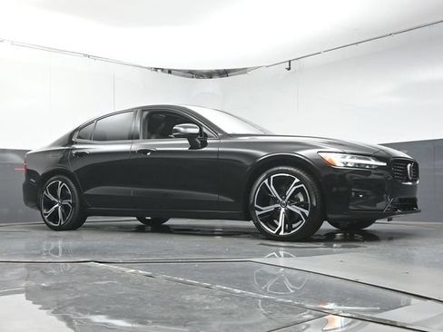 Certified 2023 Volvo S60 B5 Plus FWD image 38