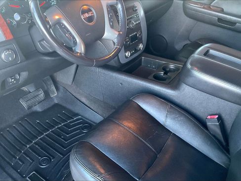 Used 2009 GMC Sierra 3500 W/T image 13