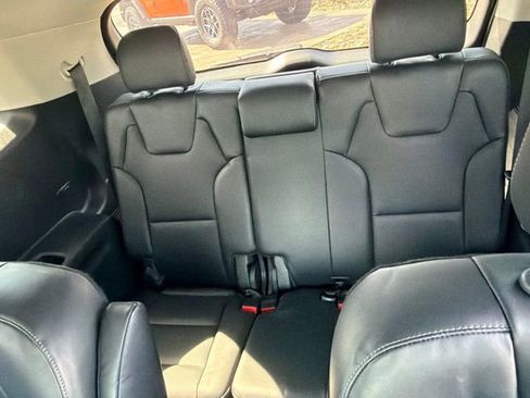 Certified 2023 Kia Telluride S w/ S Sunroof Package AWD/4WD image 17