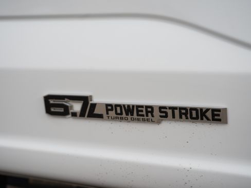 Used 2024 Ford F250 XLT w/ FX4 Off-Road Package image 32