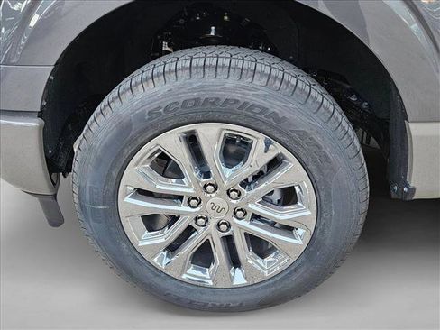 New 2025 Ford F150 King Ranch w/ FX4 Off-Road Package image 10