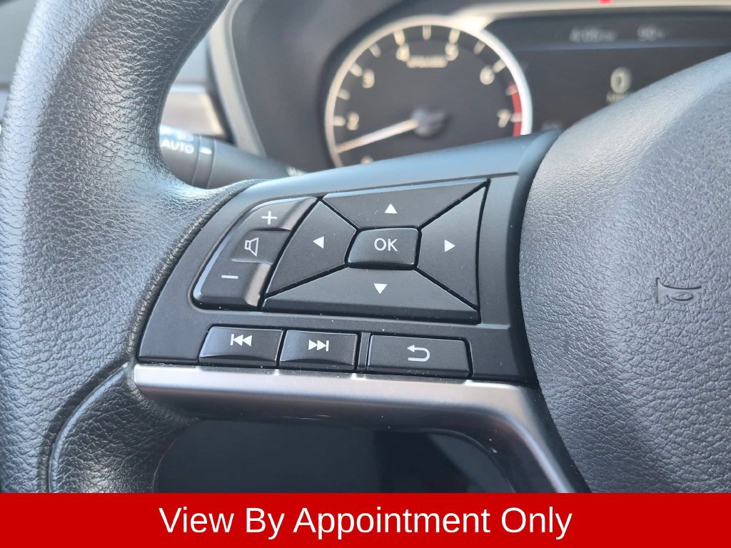 Used 2025 Nissan Altima 2.5 SV FWD image 16