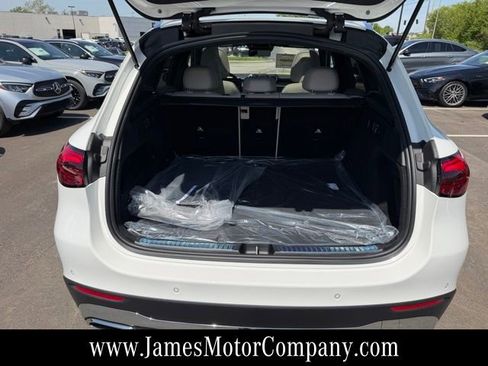 New 2026 Mercedes-Benz GLC 300 4MATIC image 18