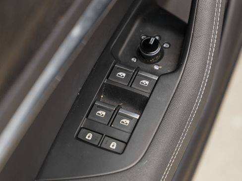 Used 2023 Audi A6 Premium Plus w/ Premium Plus Package image 23