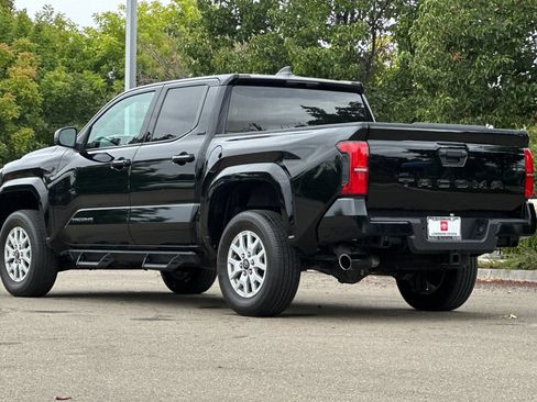 Certified 2025 Toyota Tacoma SR5 RWD image 6