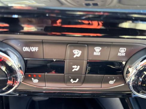 New 2026 Chevrolet Trax ACTIV w/ Sunroof Package image 22