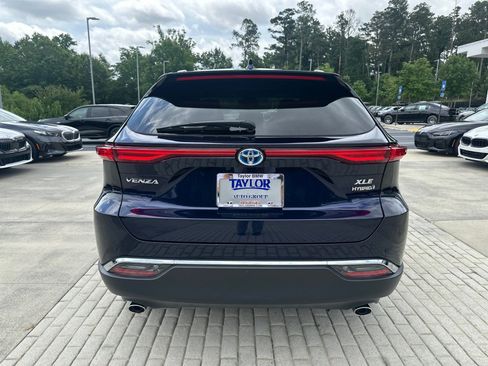 Used 2021 Toyota Venza XLE w/ Softex Package AWD/4WD image 13