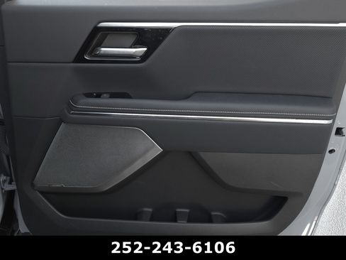 Used 2024 GMC Sierra EV Denali image 57