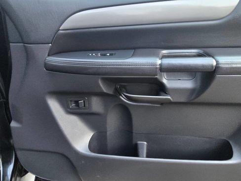 Used 2008 Nissan Armada SE w/ Drivers Preferred Pkg image 31