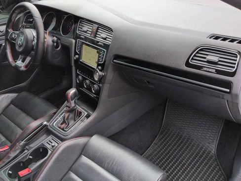 Used 2017 Volkswagen GTI Autobahn FWD image 30