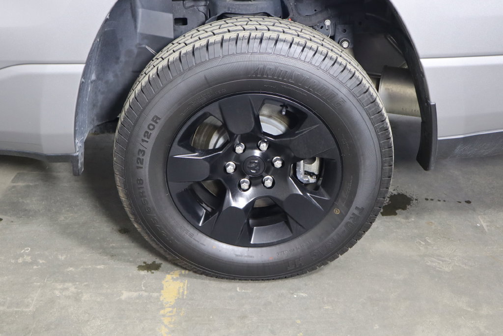 Used 2025 RAM 1500 Tradesman w/ Night Edition RWD image 41