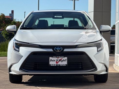 New 2026 Toyota Corolla XLE image 10