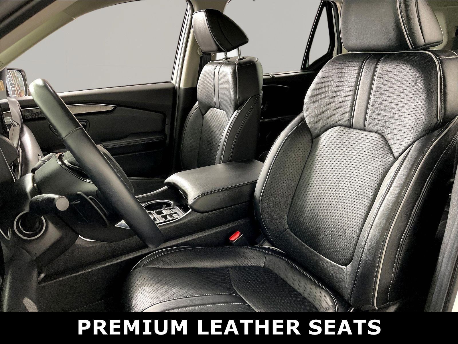 Used 2025 Honda Pilot Elite image 2