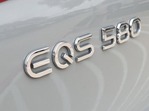 Certified 2023 Mercedes-Benz EQS 580 4MATIC SUV image 11