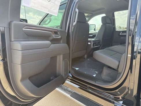 New 2026 GMC Sierra 2500 SLT w/ SLT Premium Package AWD/4WD image 36