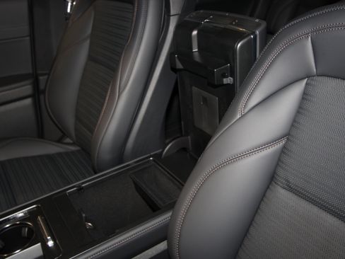 New 2026 Lincoln Nautilus Reserve w/ Jet Appearance Package image 23