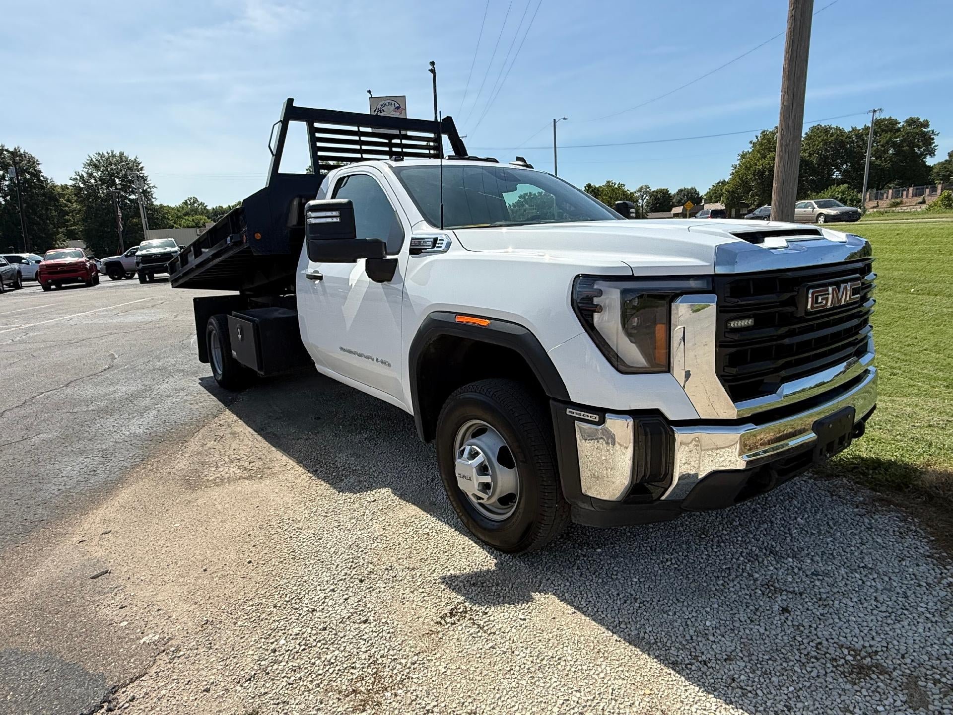 Used 2024 GMC Sierra 3500 Pro w/ Convenience Package AWD/4WD image 1