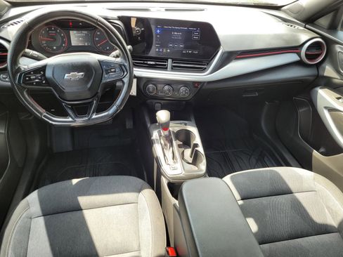 Used 2025 Chevrolet Trax RS w/ Driver Confidence Package FWD image 16