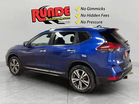 Used 2018 Nissan Rogue SL w/ Premium Package AWD/4WD image 4