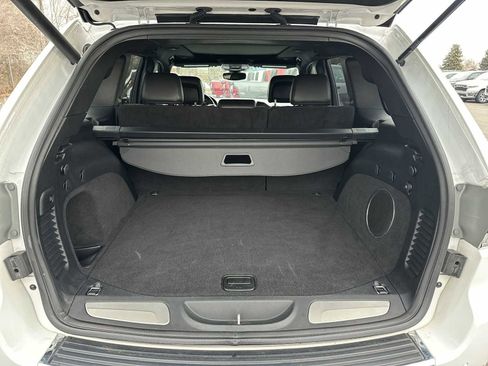 Used 2020 Jeep Grand Cherokee Overland image 20