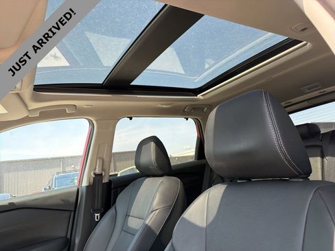 Certified 2024 Nissan Rogue SL w/ SL Premium Package image 11