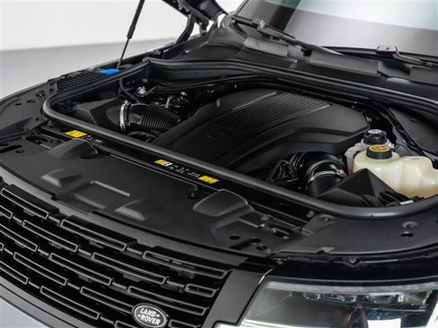 Used 2025 Land Rover Range Rover Long Wheelbase Autobiography image 32
