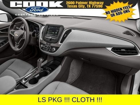 Used 2017 Chevrolet Malibu LS image 16