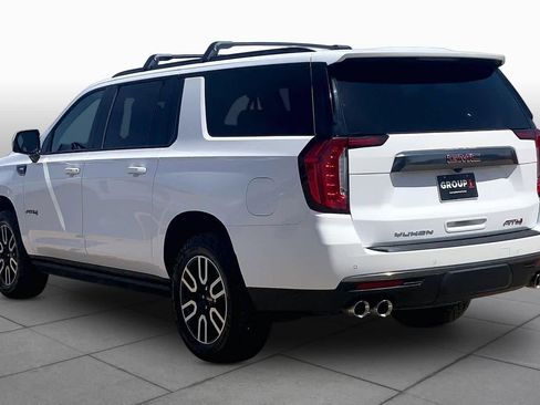 Used 2024 GMC Yukon XL AT4 w/ AT4 Premium Package AWD/4WD image 12