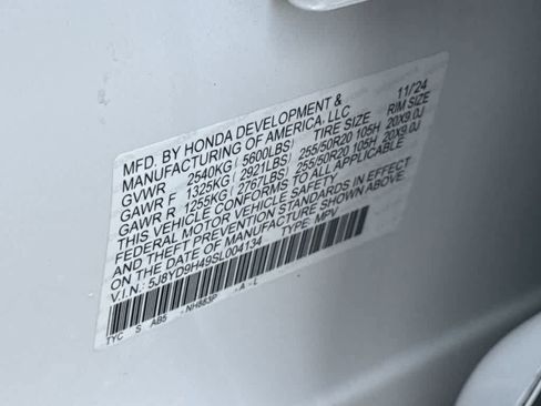 Certified 2025 Acura MDX FWD w/ Technology Package image 29