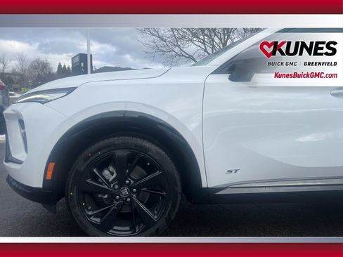 New 2026 Buick Envision Sport Touring image 13