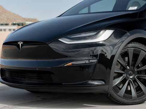 Used 2023 Tesla Model X Plaid AWD/4WD image 10