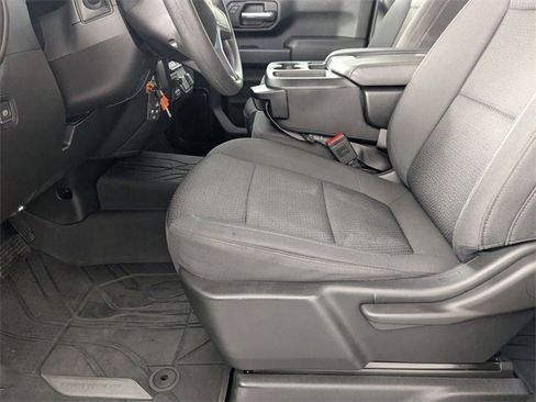 Used 2023 Chevrolet Silverado 2500 Custom w/ Custom Value Package image 13