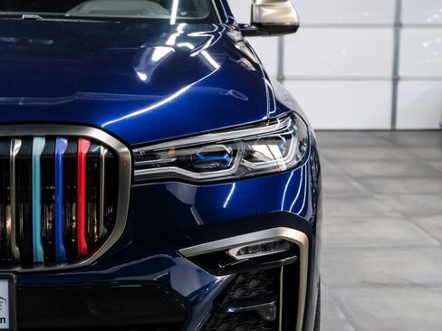 Used 2022 BMW X7 M50i w/ Executive Package image 51