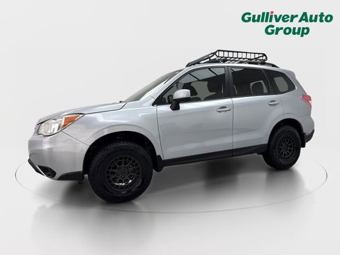 Used 2016 Subaru Forester 2.5i Limited image 2