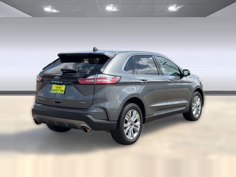 Used 2023 Ford Edge Titanium AWD/4WD image 9