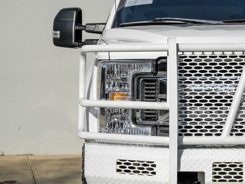 Used 2018 Ford F250 XLT image 45