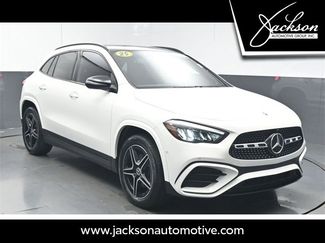 Used 2025 Mercedes-Benz GLA 250 image 1