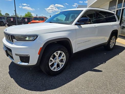 Used 2023 Jeep Grand Cherokee L Limited w/ Luxury Tech Group II AWD/4WD image 29