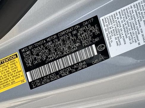 Used 2018 Lexus LC 500 Coupe w/ Performance Package image 31