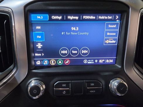 Used 2021 GMC Sierra 1500 SLT w/ SLT Convenience Package AWD/4WD image 12